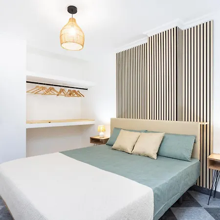 Stylish 4-bedroom In Americas 플라야데라스아메리카스