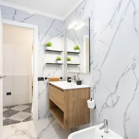 Stylish 4-bedroom In Americas Апартаменты